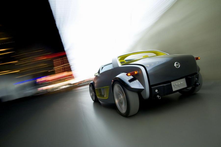  Nissan Urge Concept 2006 года  (фото 15 из 27)